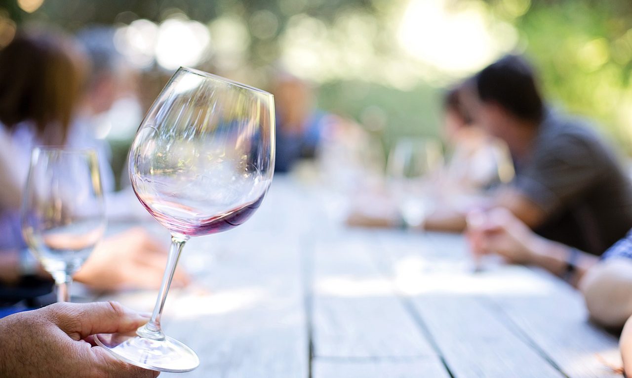 wineglass wine glass wine tasting 553467